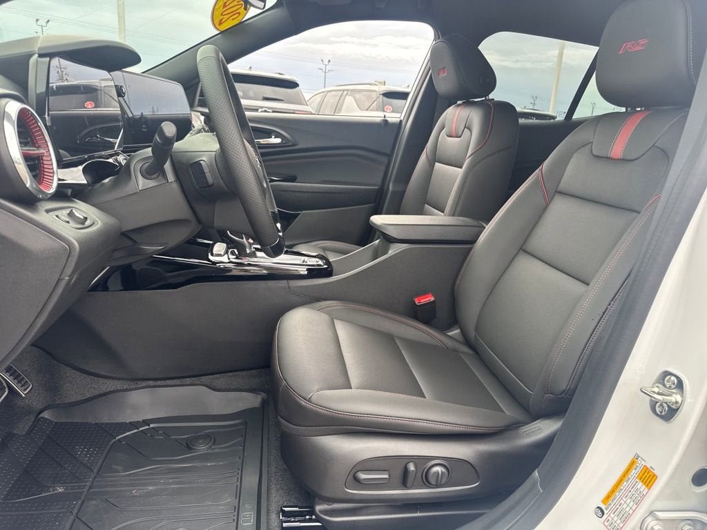 New 2026 Chevrolet Trax RS w/ Driver Confidence Package FWD image 17