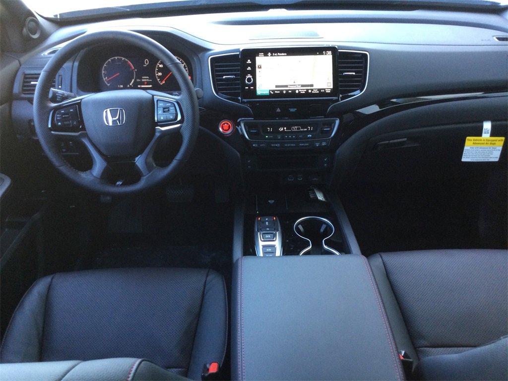 New 2026 Honda Ridgeline Black Edition image 15