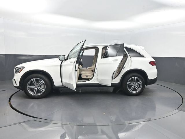 Used 2021 Mercedes-Benz GLC 300 w/ Premium Package image 35