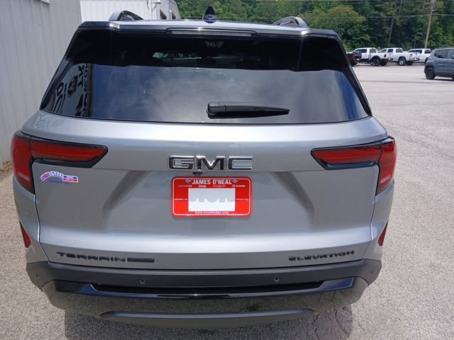 Used 2026 GMC Terrain Elevation w/ Elevation Premium Package AWD/4WD image 4