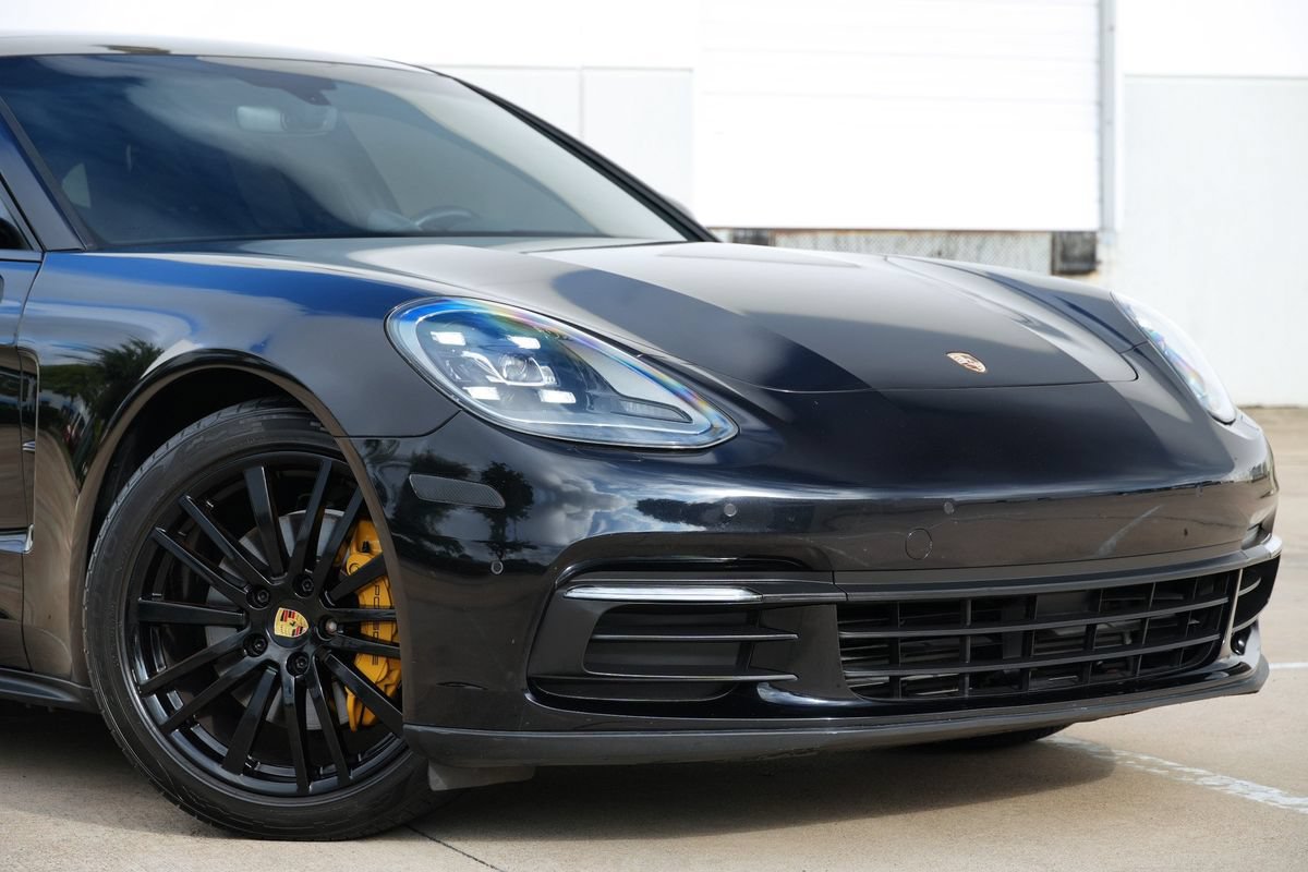 Used 2018 Porsche Panamera 4 AWD/4WD image 18