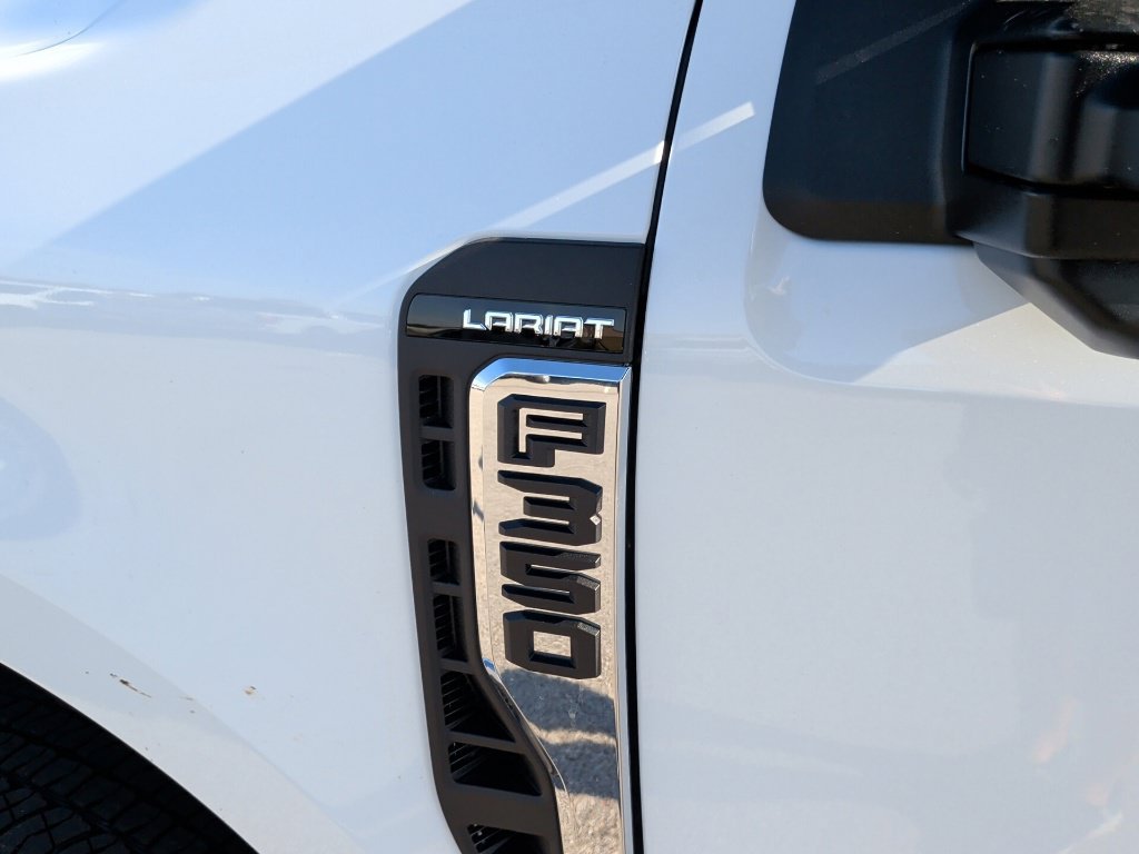 New 2027 Ford F350 Lariat w/ Lariat Premium Package AWD/4WD image 51