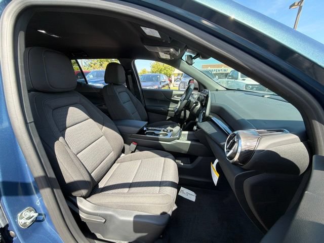 New 2027 Chevrolet Equinox LT w/ LPO, Floor Liner Package FWD image 32