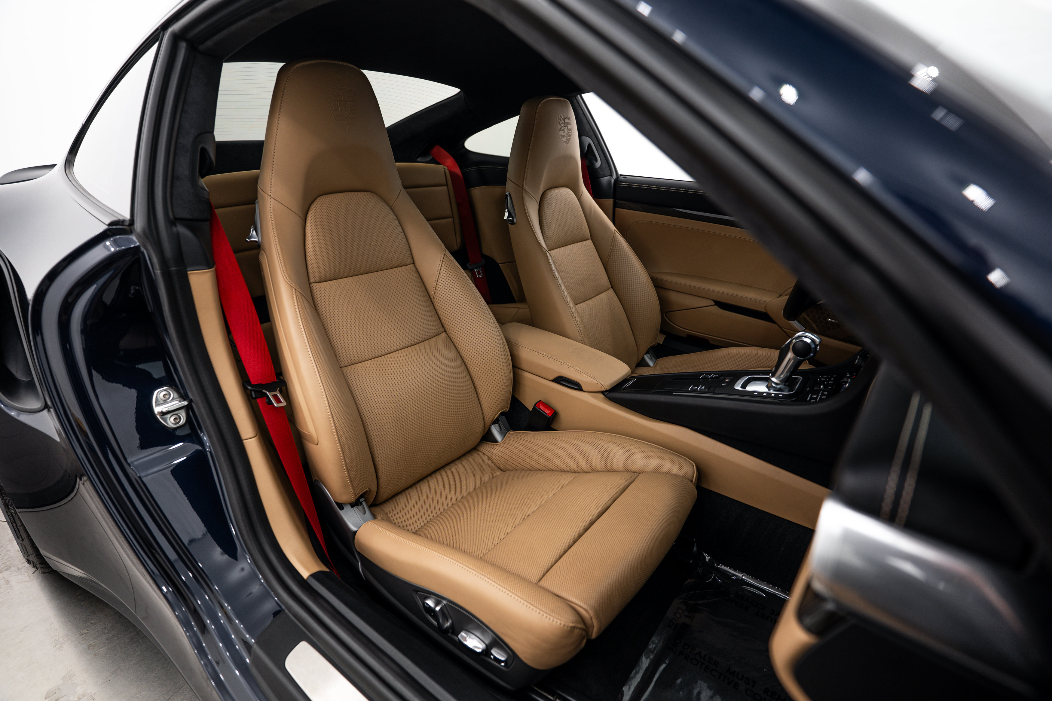 Certified 2019 Porsche 911 Turbo S AWD/4WD image 15