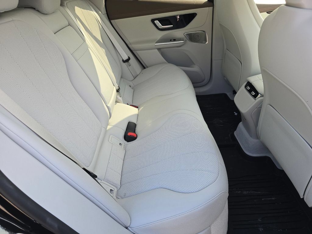 Used 2023 Mercedes-Benz EQE 350+ 4MATIC SUV image 19