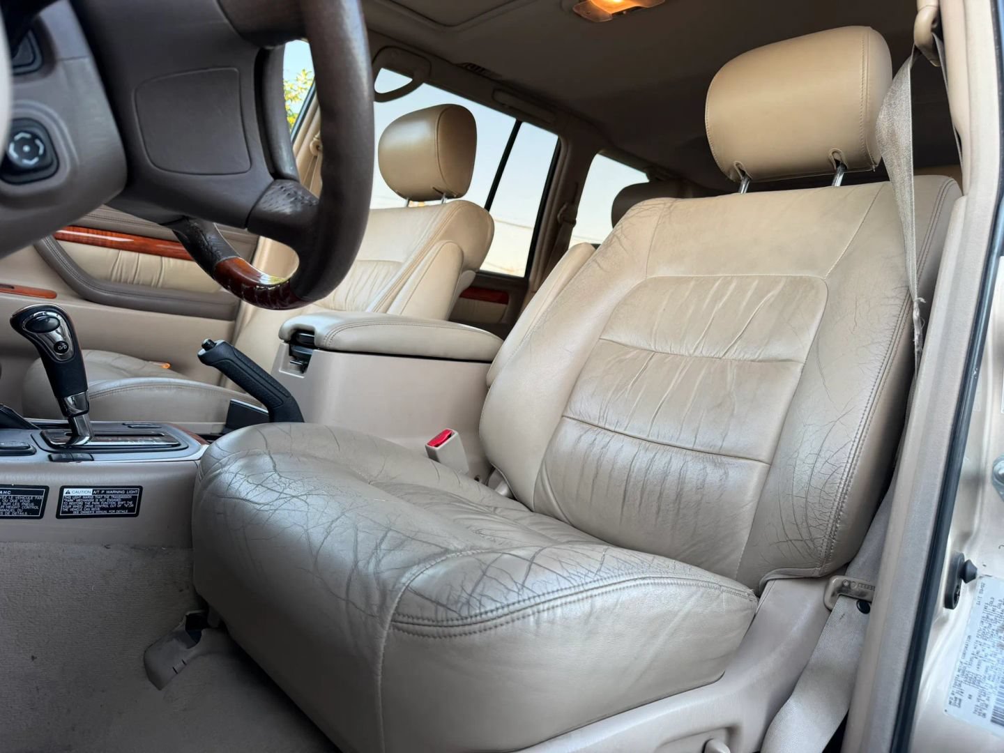 Used 2002 Lexus LX 470 4WD image 10