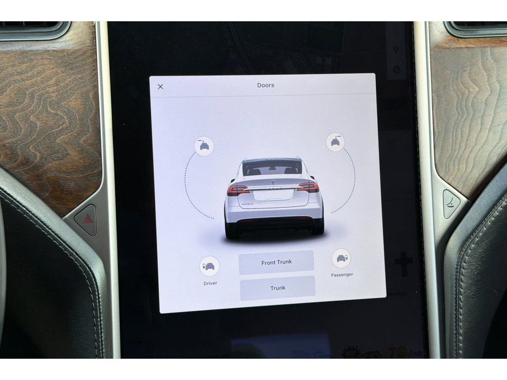 Used 2018 Tesla Model X Long Range AWD/4WD image 32