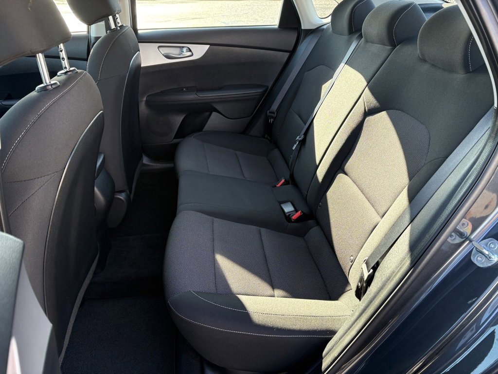 Used 2024 Kia Forte LXS image 9