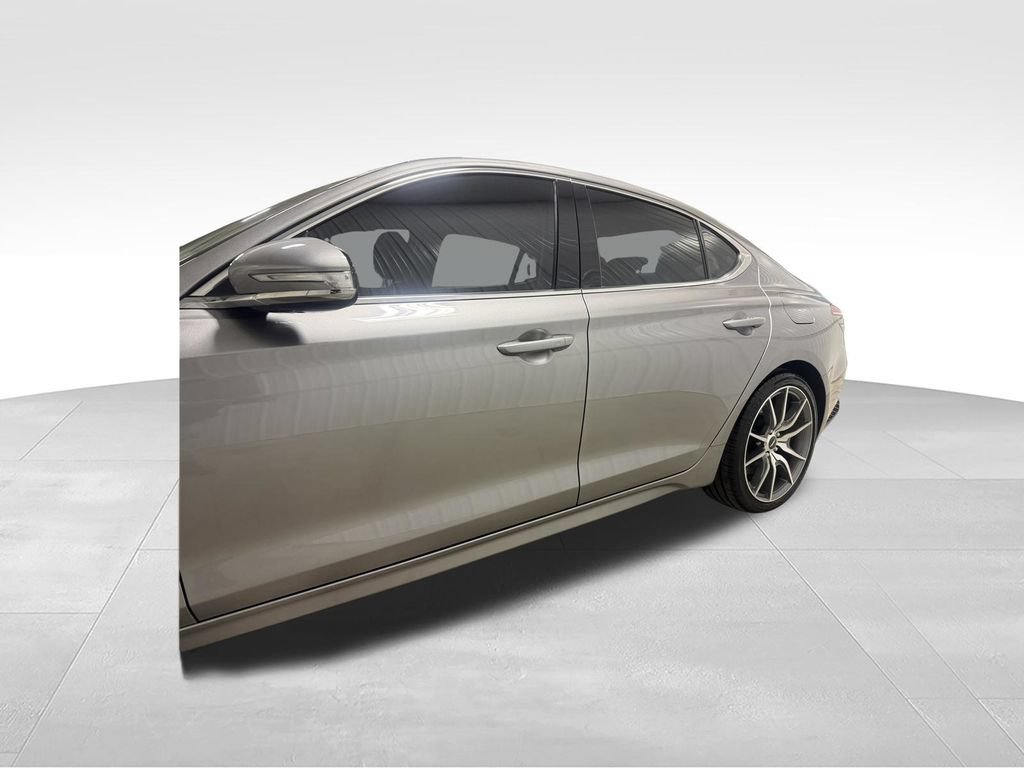 Used 2023 Genesis G70 3.3T AWD/4WD image 9