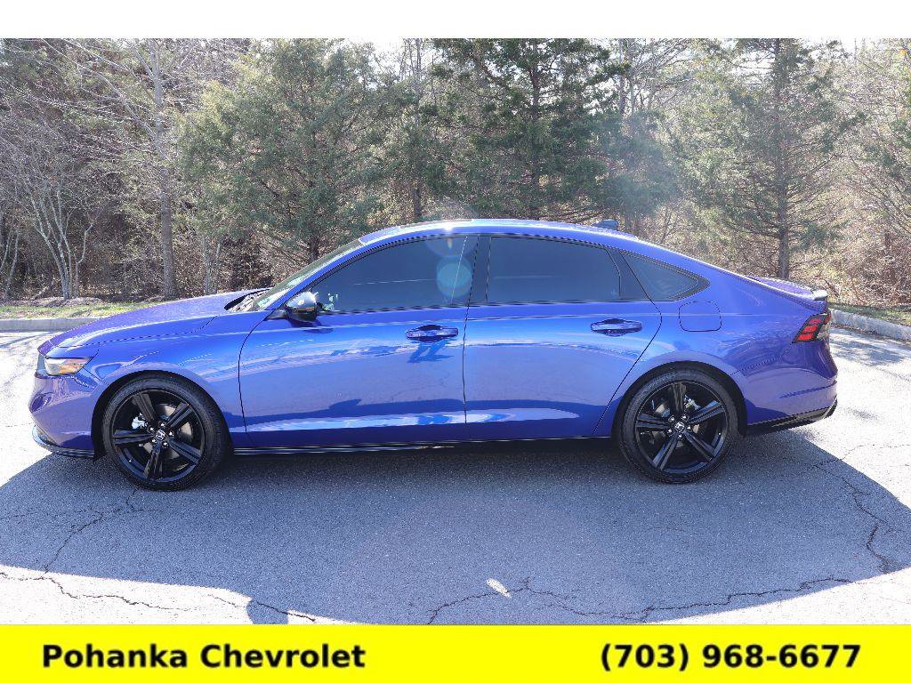 Used 2024 Honda Accord Sport image 4
