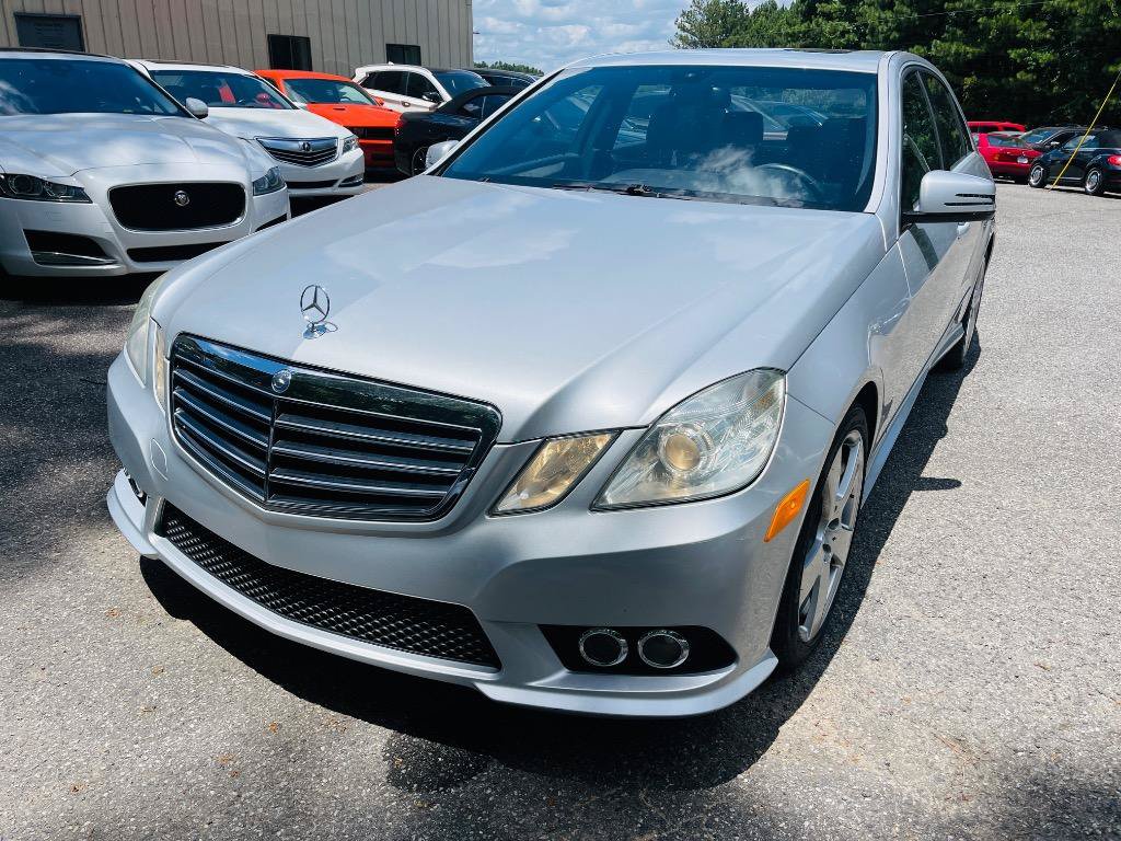 Used 2010 Mercedes-Benz E 350 Sedan image 5