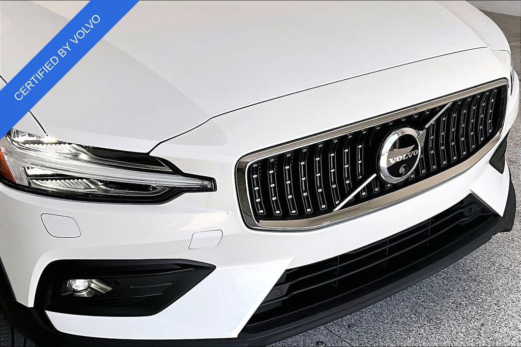Used 2023 Volvo V60 B5 Cross Country Plus w/ Climate Package AWD/4WD image 38