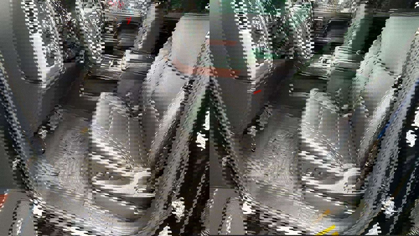 Used 2018 GMC Sierra 1500 SLT AWD/4WD image 13