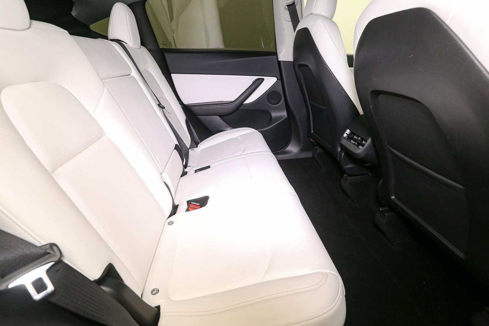 Used 2021 Tesla Model Y Long Range AWD/4WD image 20
