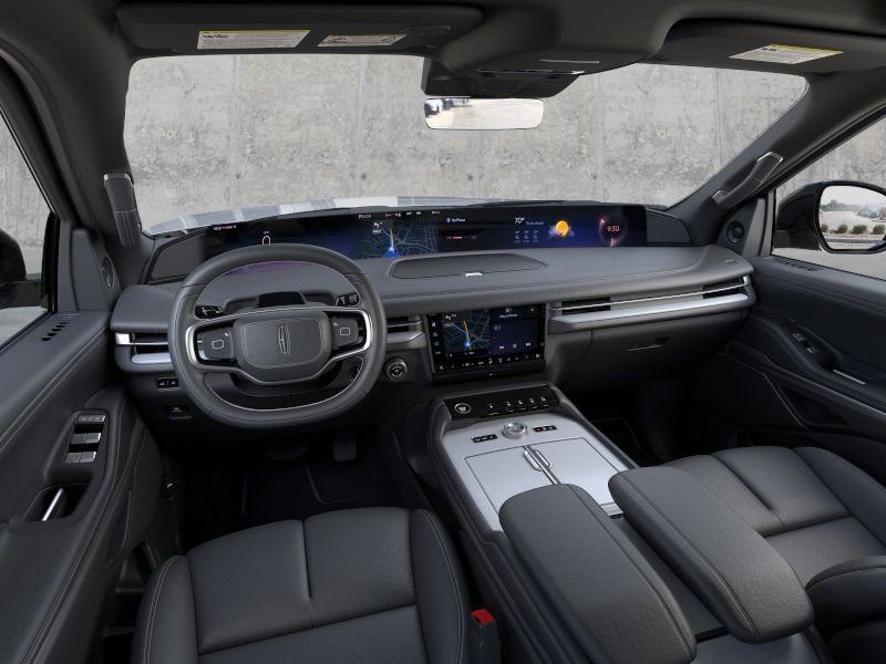 New 2026 Lincoln Navigator L Reserve AWD/4WD image 9