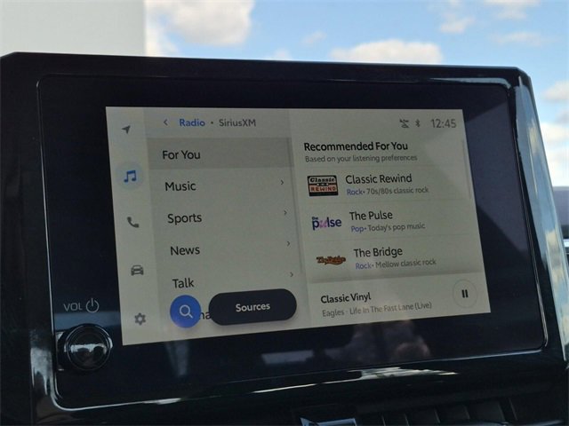 Used 2024 Toyota Corolla LE image 31