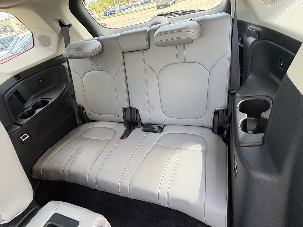 Certified 2024 Honda Pilot Touring image 31