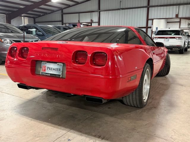 Used 1992 Chevrolet Corvette Coupe RWD image 6