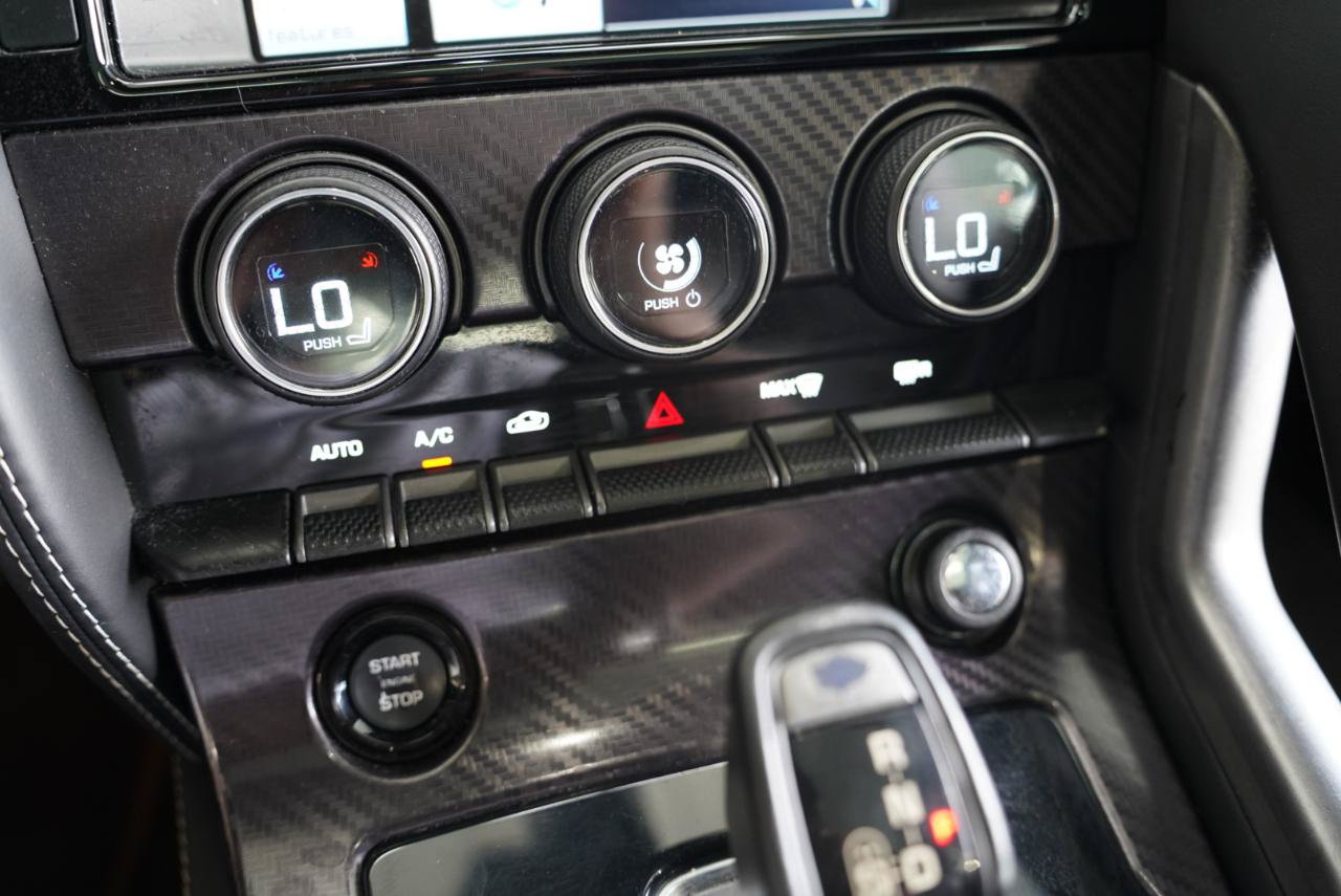 Used 2015 Jaguar F-TYPE R RWD image 20