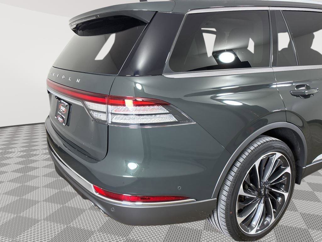 Used 2023 Lincoln Aviator Reserve w/ Equipment Group 201A AWD/4WD image 19