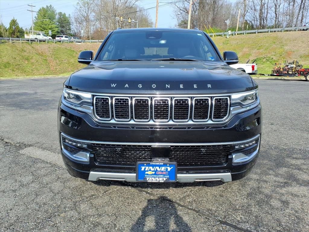 Used 2024 Jeep Wagoneer Series II image 9