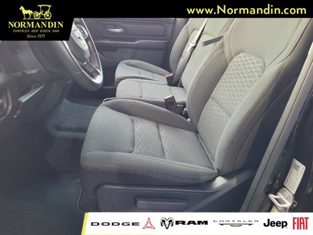 Used 2026 RAM 1500 Express RWD image 16