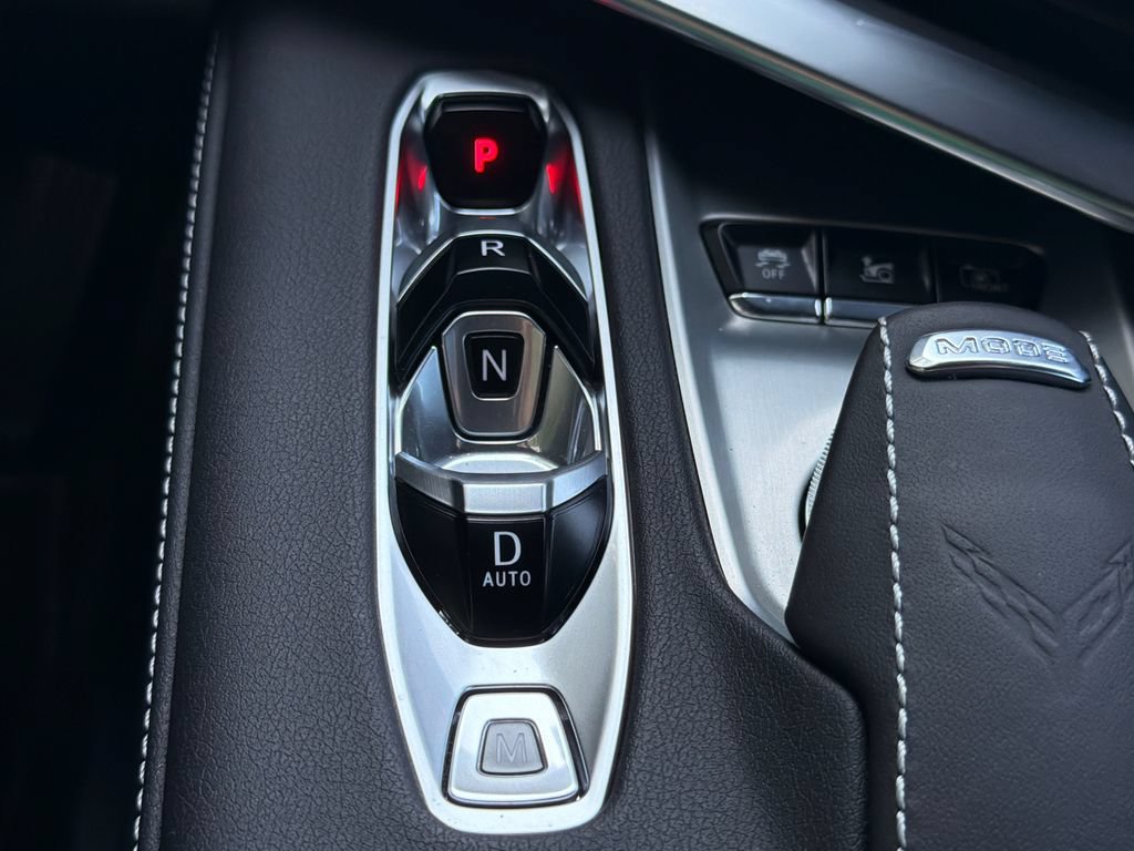 Used 2024 Chevrolet Corvette Stingray Preferred Cpe w/ Battery Protection Package RWD image 28