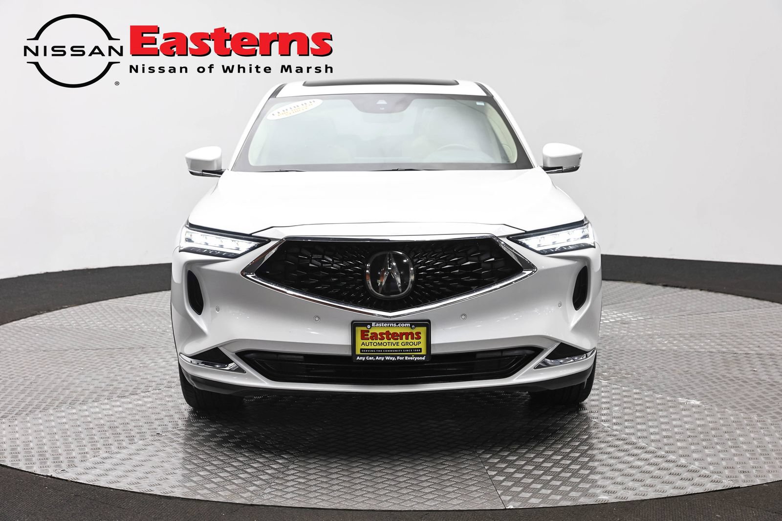 Used 2024 Acura MDX SH-AWD w/ Technology Package image 2