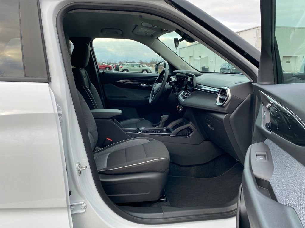 New 2026 Chevrolet TrailBlazer LT image 11