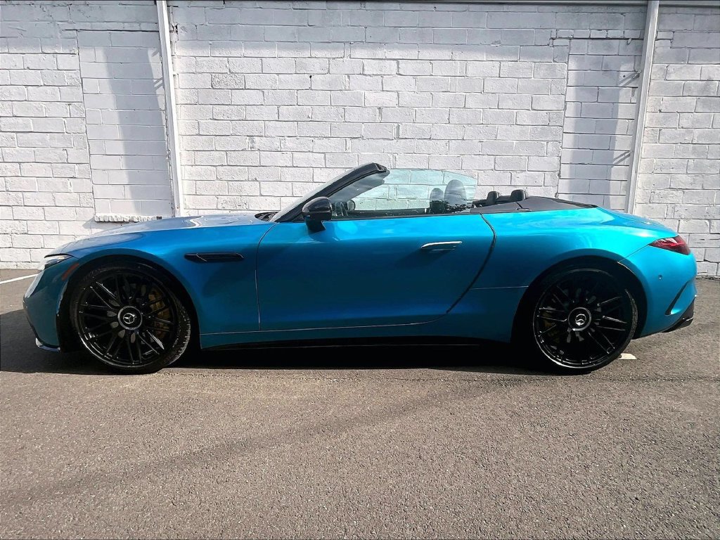 Used 2022 Mercedes-Benz SL 63 AMG 4MATIC image 2