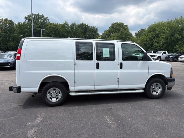 Used 2025 Chevrolet Express 2500 w/ Driver Convenience Package RWD image 10