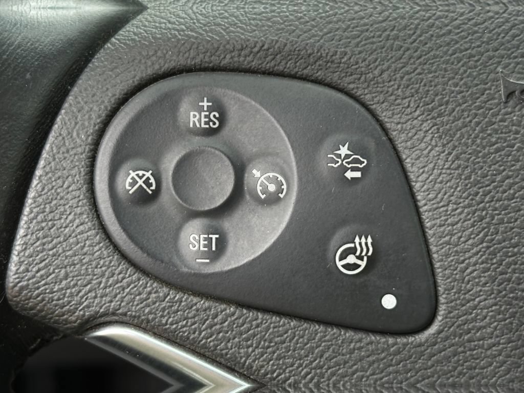Used 2015 Chevrolet Impala LTZ FWD image 23