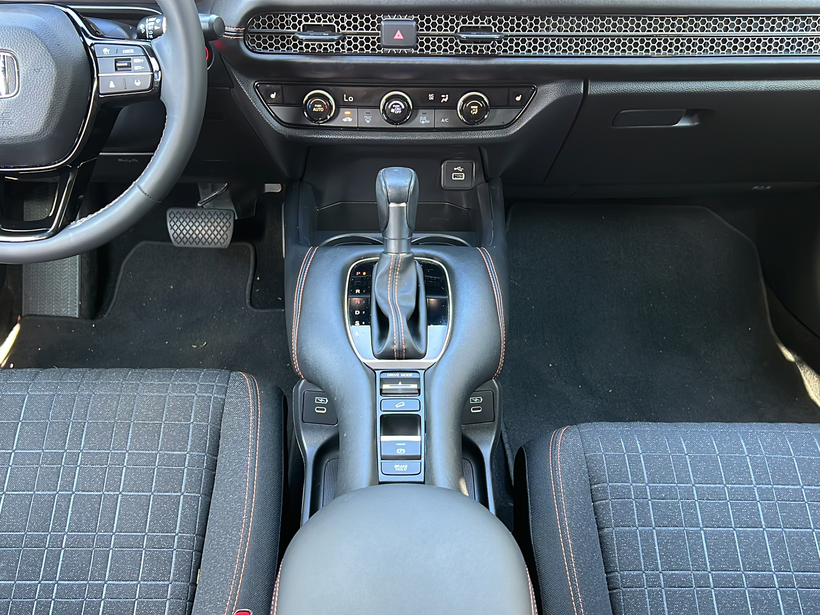 Used 2024 Honda HR-V Sport image 18