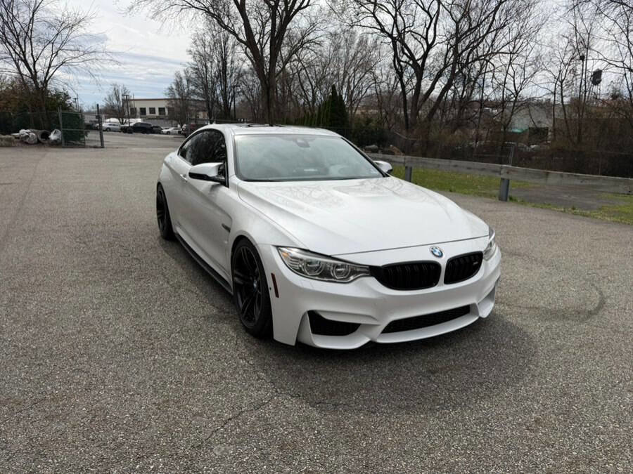 Used 2015 BMW M4 Coupe image 11