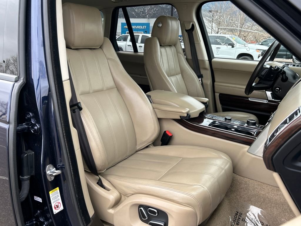Used 2014 Land Rover Range Rover HSE image 19