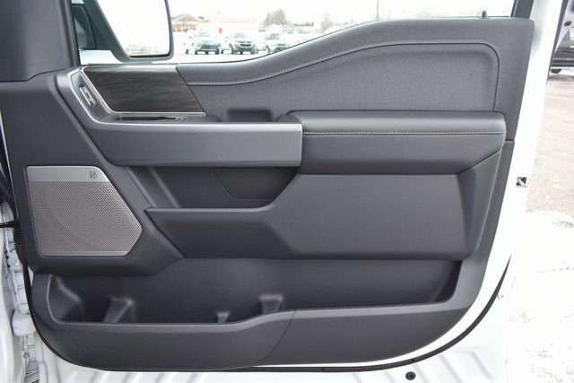 Used 2024 Ford F150 Lightning Lariat image 48