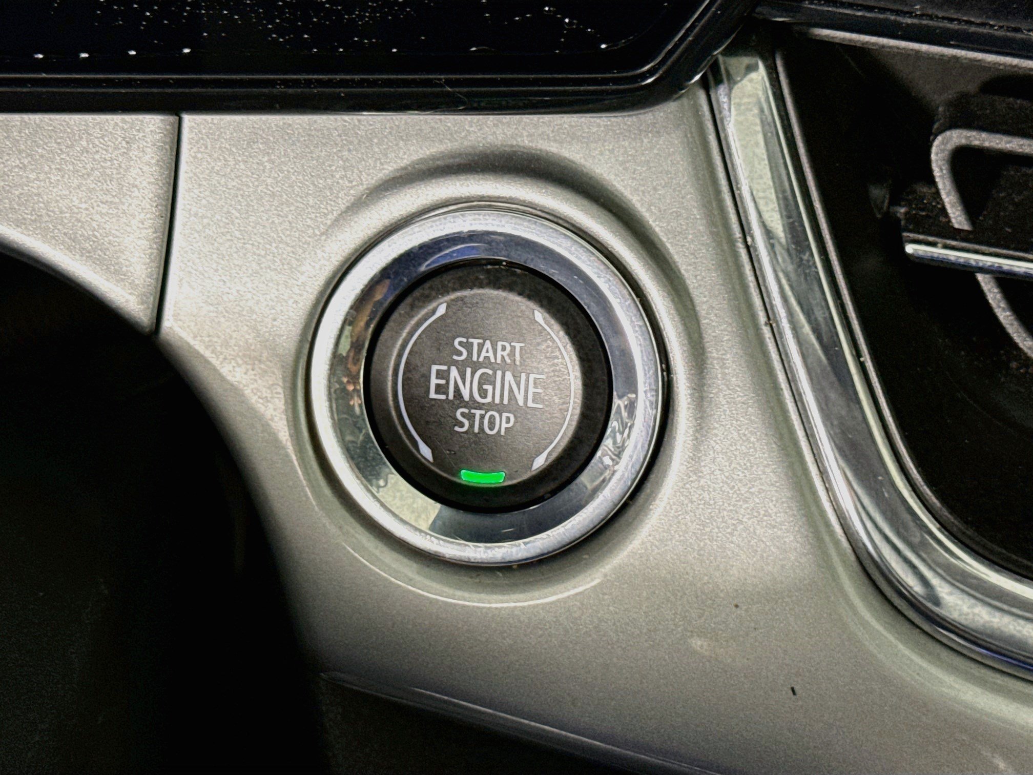 Used 2026 Chevrolet Trax LT FWD image 18