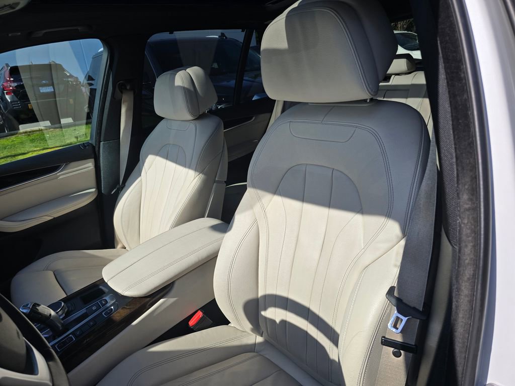 Used 2017 BMW X5 xDrive40e image 57
