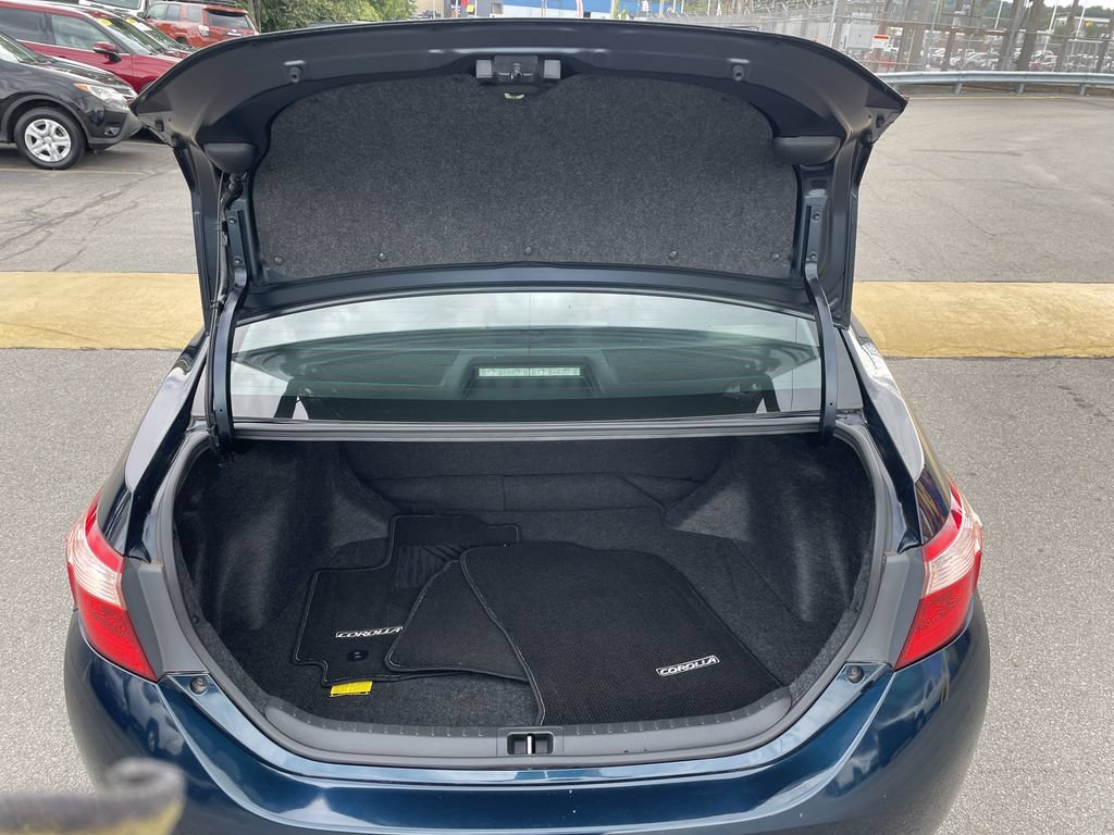Certified 2018 Toyota Corolla LE FWD image 13
