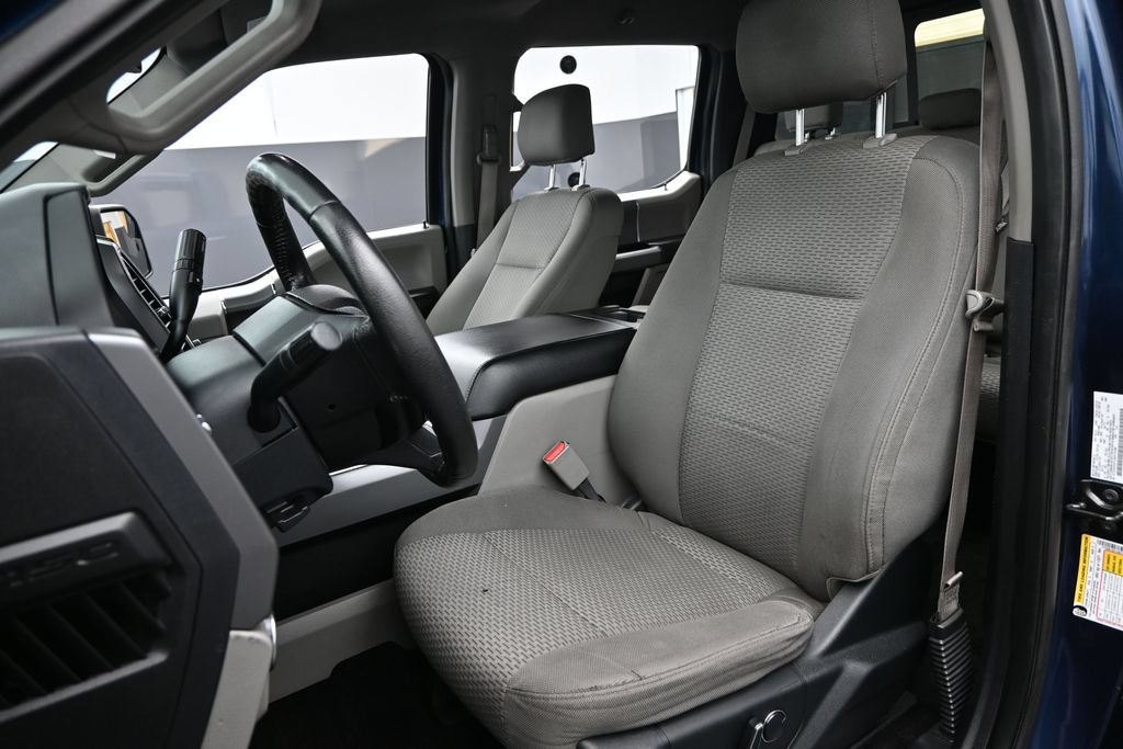 Used 2016 Ford F150 XLT w/ Equipment Group 302A Luxury AWD/4WD image 14