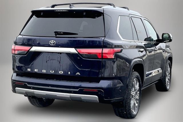 Used 2024 Toyota Sequoia Capstone image 10