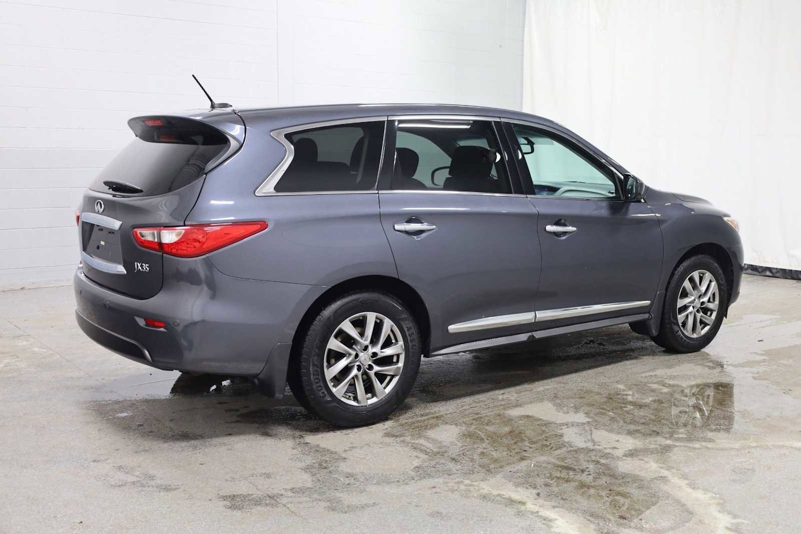 Used 2013 INFINITI JX35 AWD w/ Premium Pkg image 9