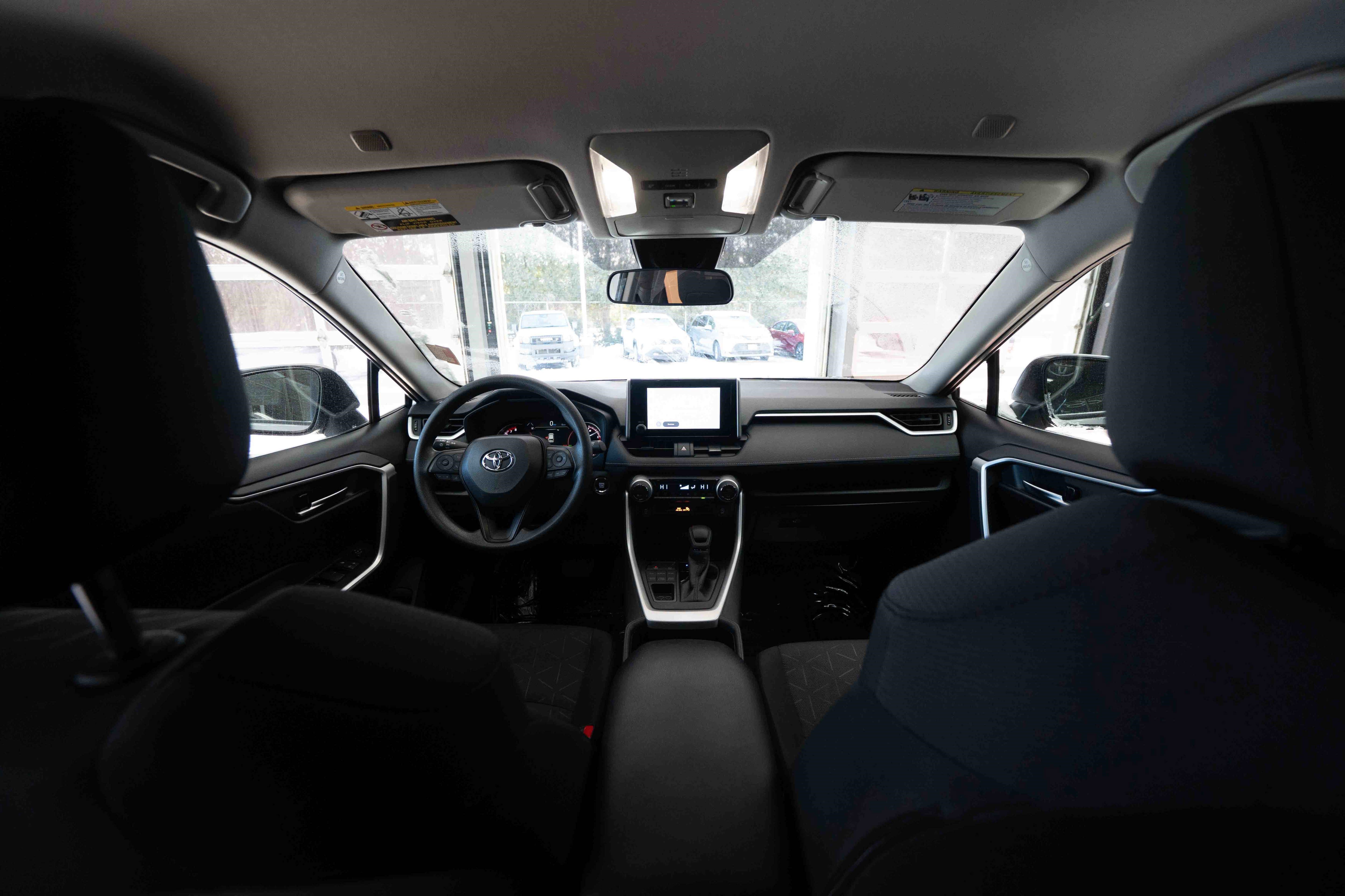 Used 2025 Toyota RAV4 XLE image 19