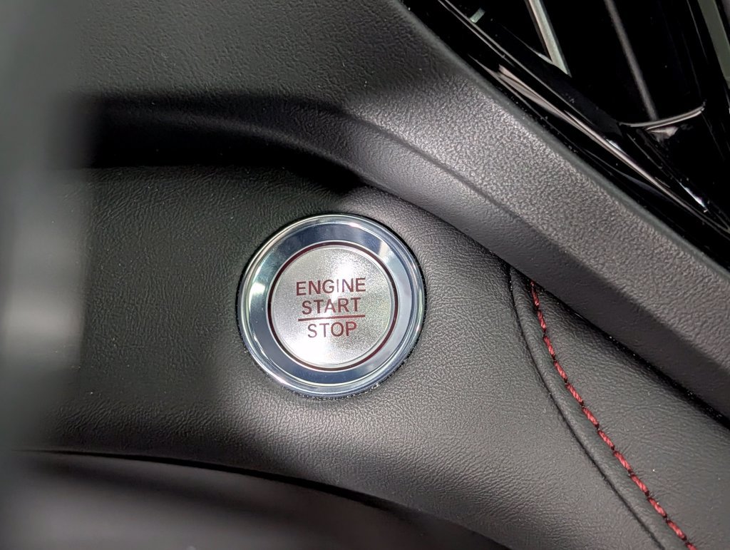 Used 2023 Acura RDX w/ Advance Package FWD image 34