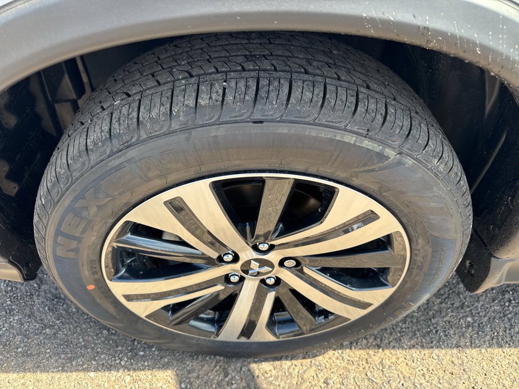 New 2027 Mitsubishi Outlander Sport SE AWD/4WD image 37