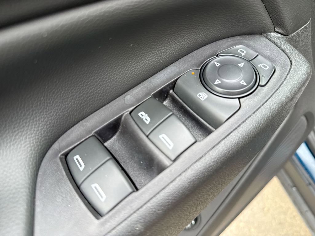 Used 2020 Chevrolet Equinox LT image 13