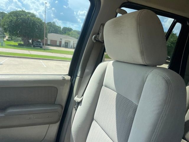 Used 2007 Ford Explorer Sport Trac XLT RWD image 7