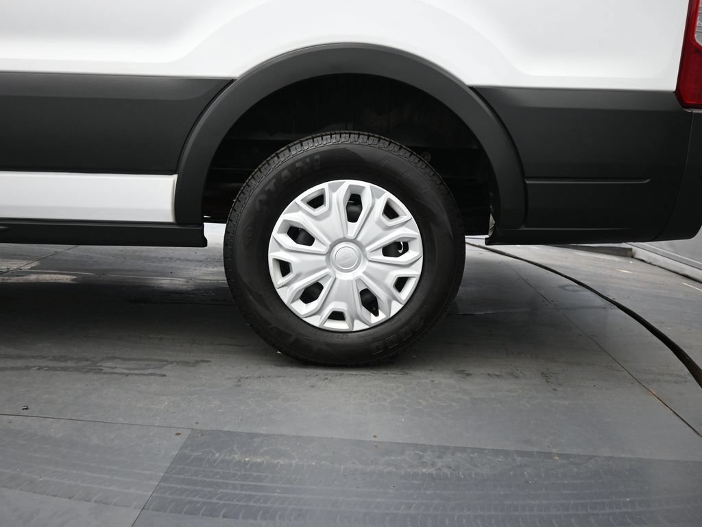 Certified 2023 Ford Transit 350 XLT RWD image 17