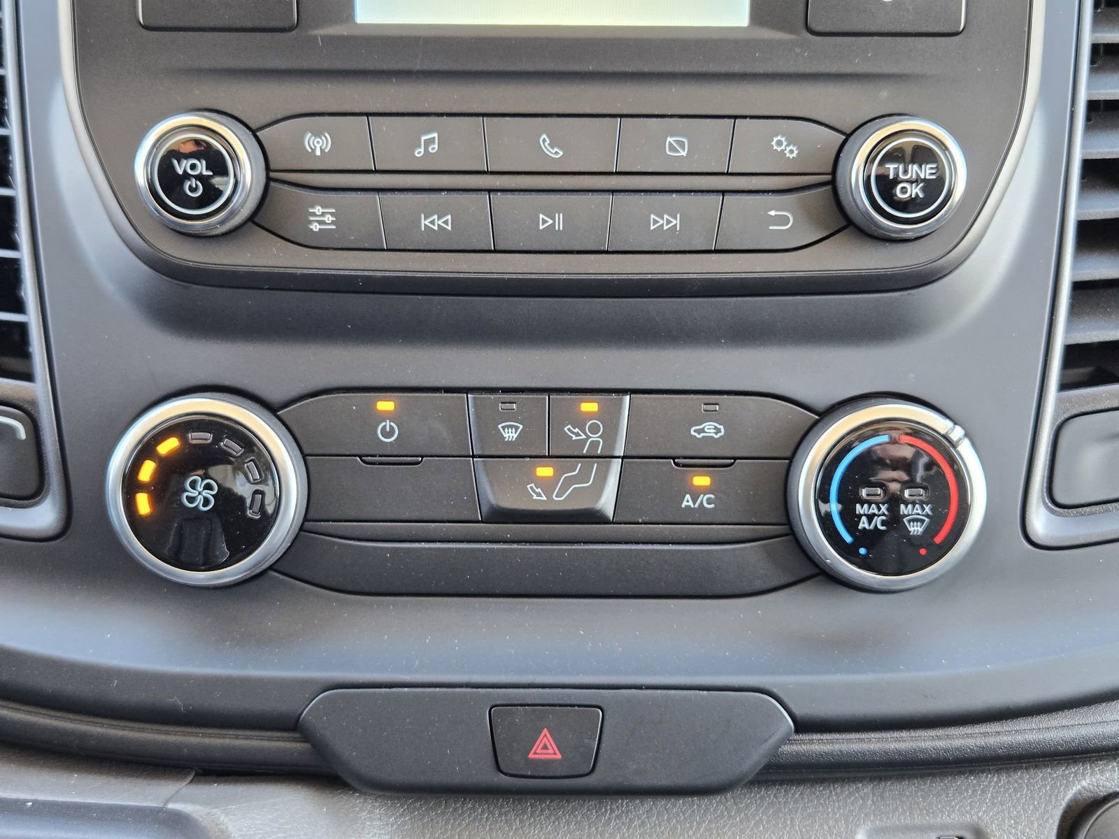 New 2024 Ford Transit 150 Low Roof image 17