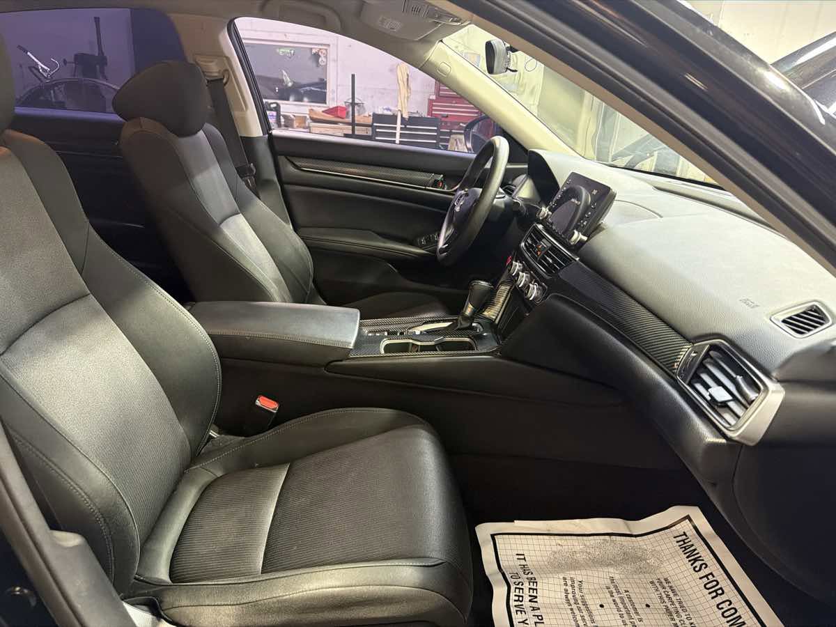 Used 2019 Honda Accord LX image 28